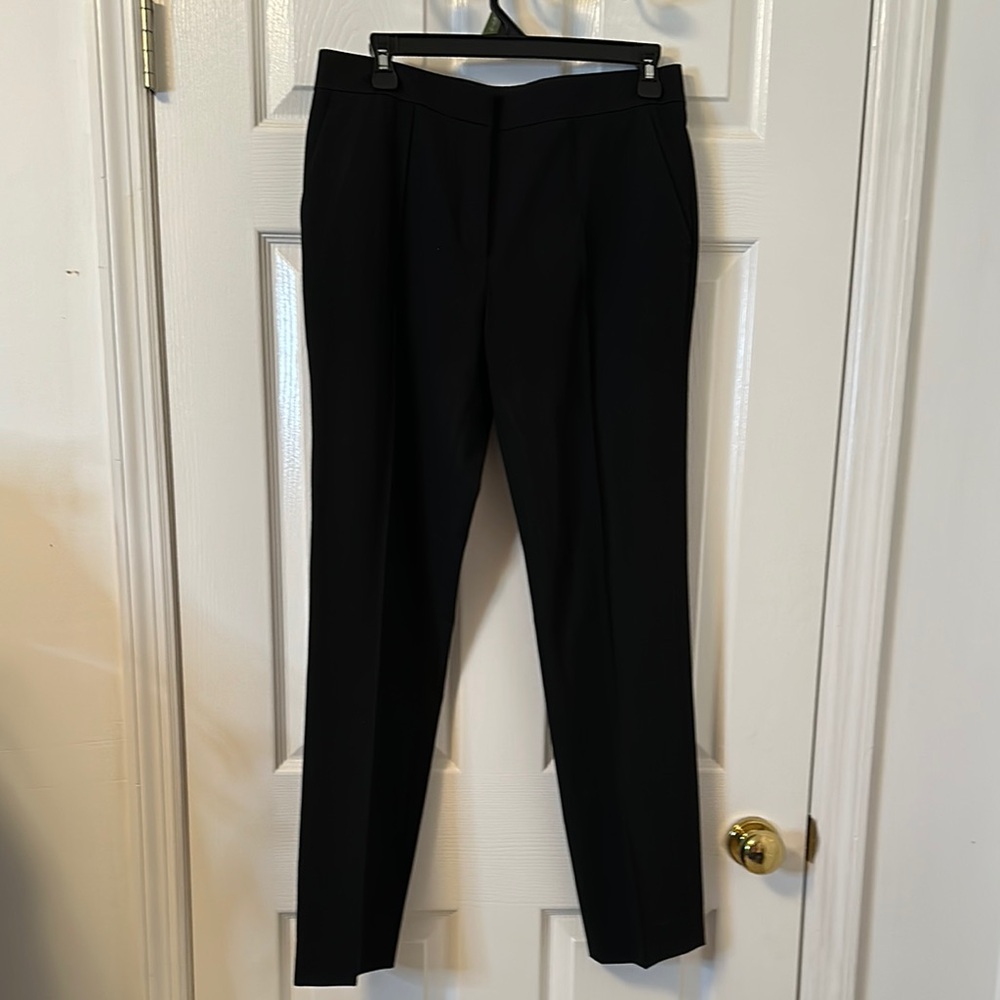 Tory Burch Sz 4 Black Pants 15”across W, 30” inseam, 10” rise